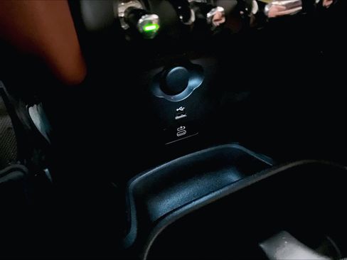 Used 2024 MINI Cooper SE image 37