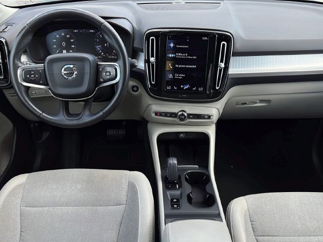 Used 2020 Volvo XC40 T5 Momentum AWD/4WD image 24