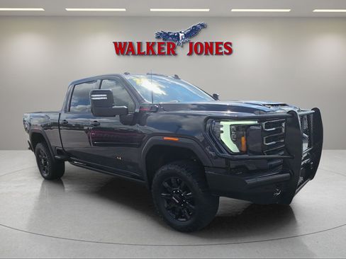 Used 2024 GMC Sierra 2500 AT4 w/ AT4 Premium Plus Package AWD/4WD image 1