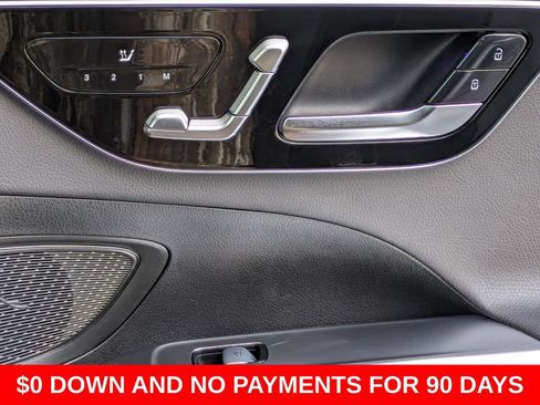 Used 2025 Mercedes-Benz C 300 Sedan image 33