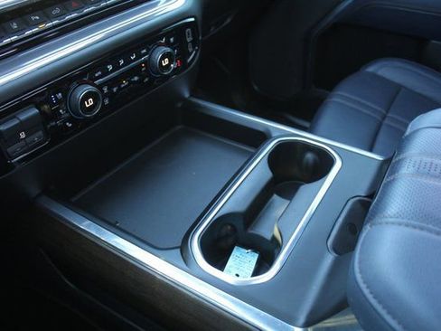 Used 2025 Chevrolet Silverado 2500 High Country w/ Technology Package image 41