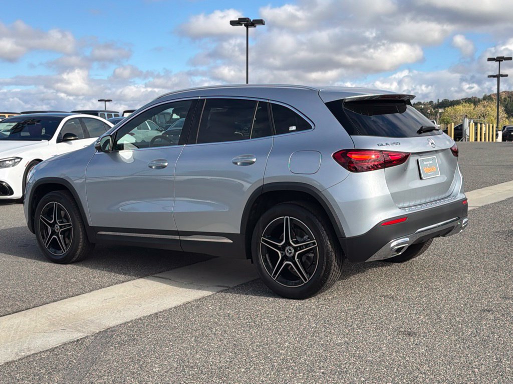 Certified 2026 Mercedes-Benz GLA 250 image 11