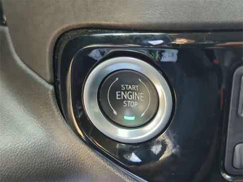 Certified 2022 GMC Sierra 1500 Elevation image 16