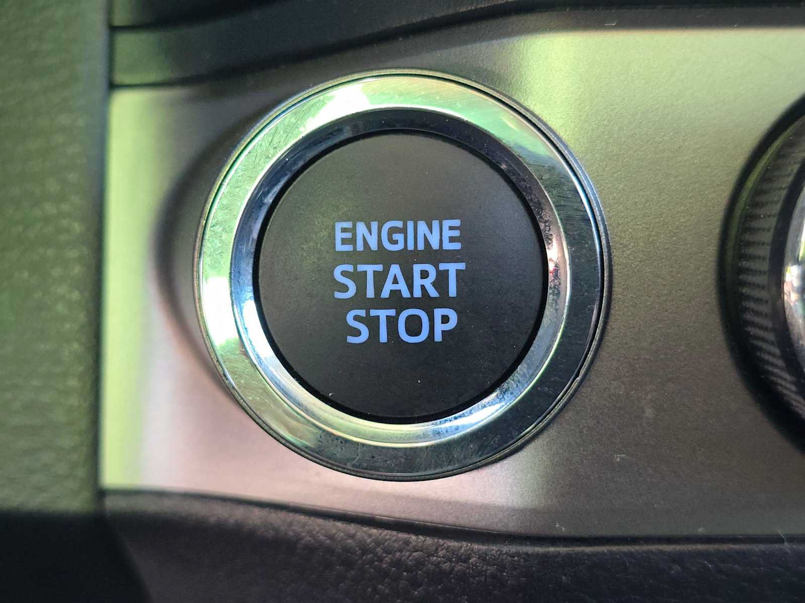 Certified 2023 Toyota Tacoma SR5 w/ Technology Package AWD/4WD image 29
