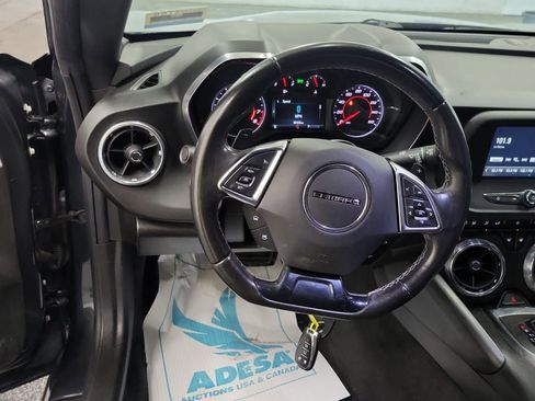 Used 2018 Chevrolet Camaro LT image 16