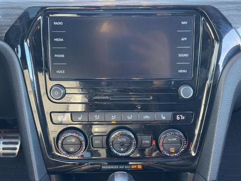 Used 2021 Volkswagen Passat 2.0T R-Line image 13