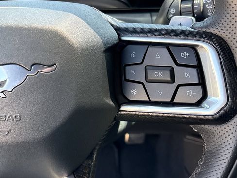 Used 2025 Ford Mustang GT Premium RWD image 38