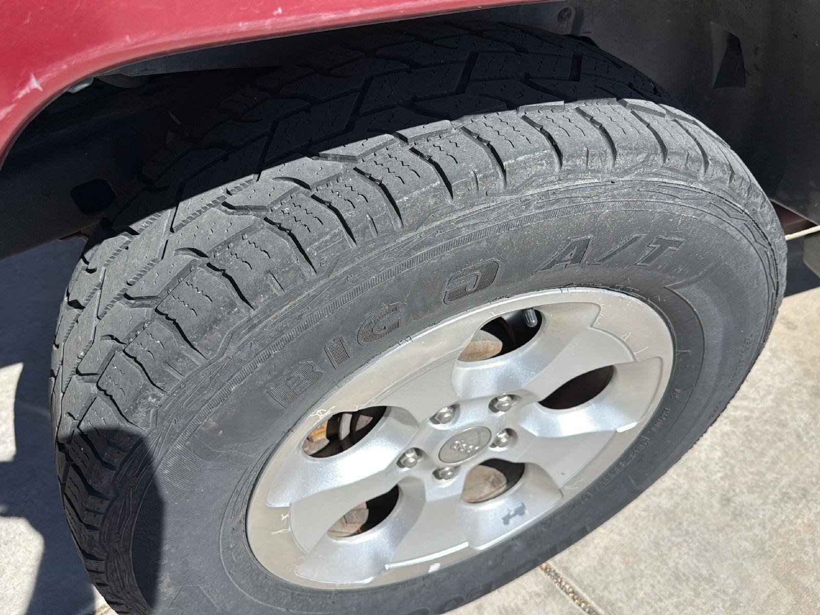Used 2013 Jeep Wrangler Unlimited Sahara AWD/4WD image 5