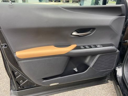 Used 2024 Lexus UX 250h AWD w/ Premium Package image 25