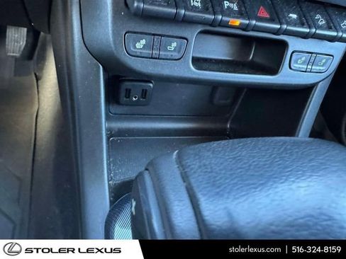 Used 2021 Chevrolet Colorado Z71 w/ Safety Package image 33