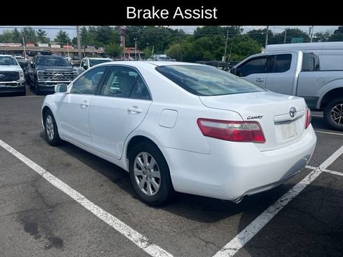 Used 2007 Toyota Camry XLE FWD image 3