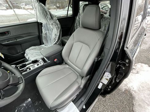 New 2026 Subaru Outback Limited AWD/4WD image 11