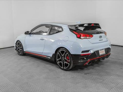 Used 2021 Hyundai Veloster N image 4
