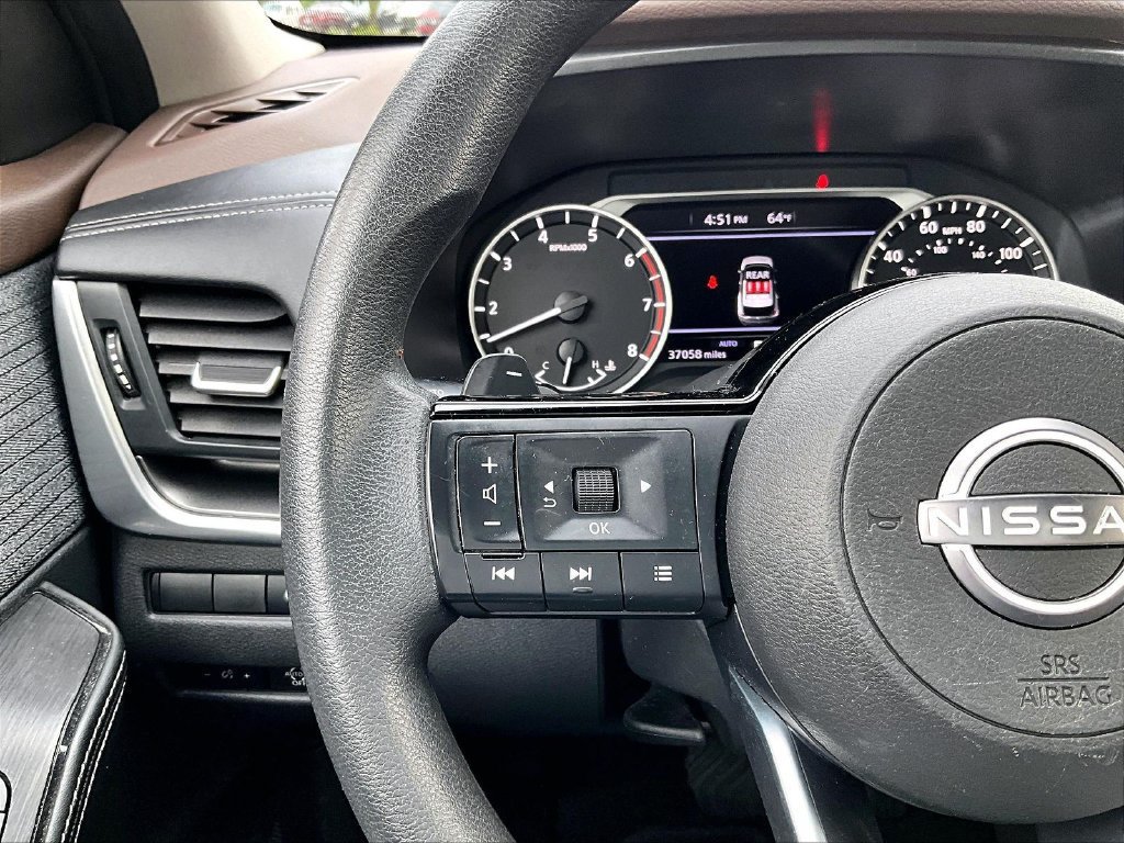 Certified 2023 Nissan Rogue SV AWD/4WD image 22