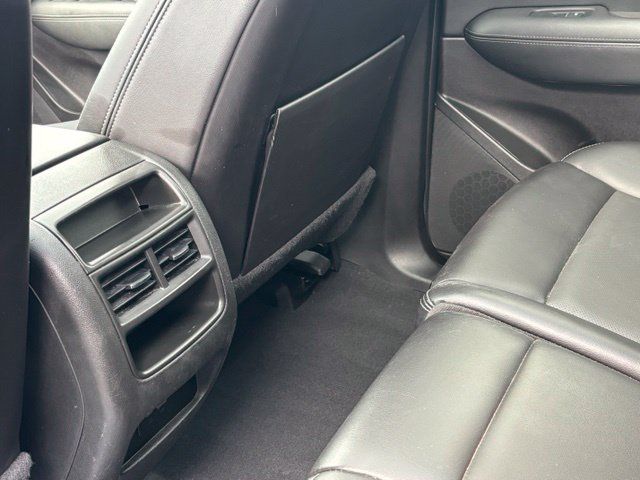 Used 2024 Cadillac XT5 Premium Luxury FWD image 33