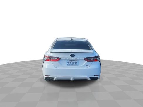 Used 2023 Toyota Camry SE image 7