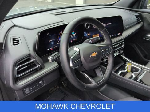 Certified 2024 Chevrolet Traverse LT w/ Trailering Package AWD/4WD image 10