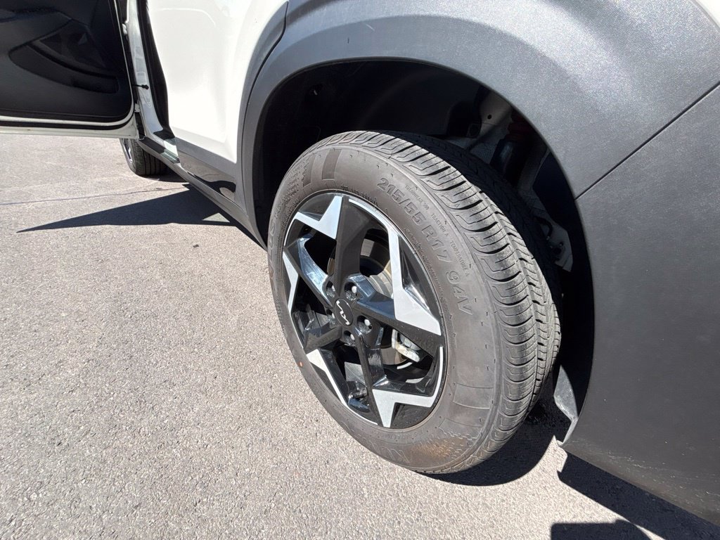 Certified 2026 Kia Seltos S AWD/4WD image 15