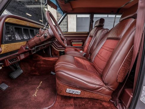 Used 1991 Jeep Grand Wagoneer AWD/4WD image 64