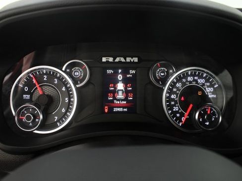 Used 2024 RAM 2500 Big Horn w/ Bed Utility Group image 11