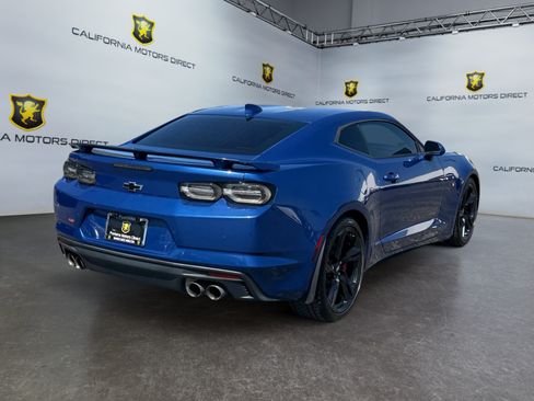 Used 2019 Chevrolet Camaro SS RWD image 5
