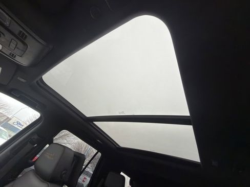 Used 2022 Chevrolet Tahoe High Country image 20