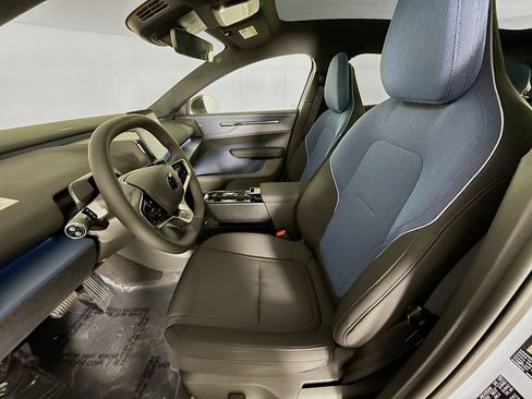 New 2026 Volvo EX30 Plus AWD/4WD image 20