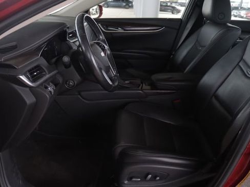 Used 2019 Cadillac XTS Luxury image 8