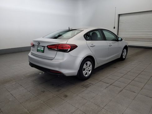 Used 2017 Kia Forte LX FWD image 9