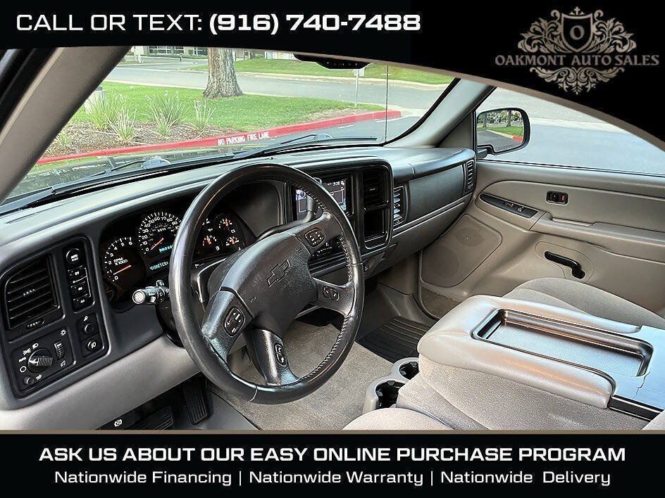 Used 2005 Chevrolet Avalanche Z71 w/ Preferred Equipment Group AWD/4WD image 20