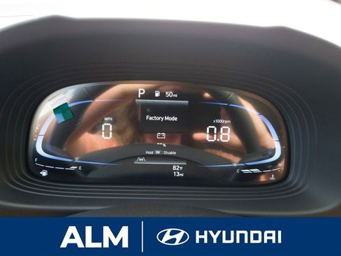 New 2025 Hyundai Venue Limited FWD image 26