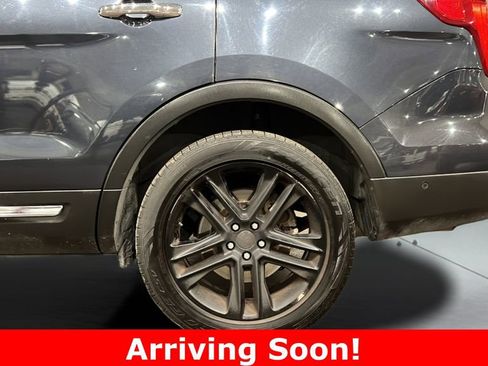 Used 2017 Ford Explorer Limited w/ Equipment Group 301A image 37