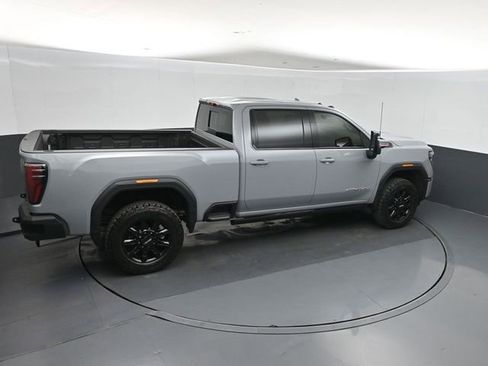 Used 2024 GMC Sierra 2500 AT4 w/ AT4 Premium Plus Package AWD/4WD image 30