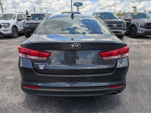 Used 2017 Kia Optima LX FWD image 5