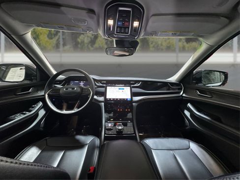 Used 2024 Jeep Grand Cherokee Limited 4xe image 26