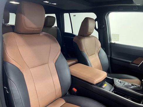 Certified 2025 Lexus GX 550 w/ Cold Area Package AWD/4WD image 11