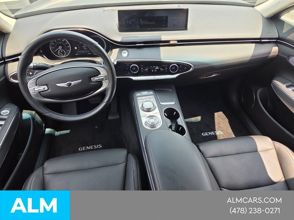 Used 2023 Genesis GV70 2.5T w/ Select Package AWD/4WD image 8