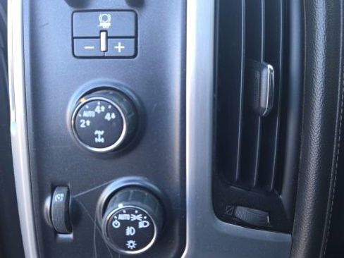 Used 2016 GMC Sierra 1500 SLE w/ SLE Value Package AWD/4WD image 11