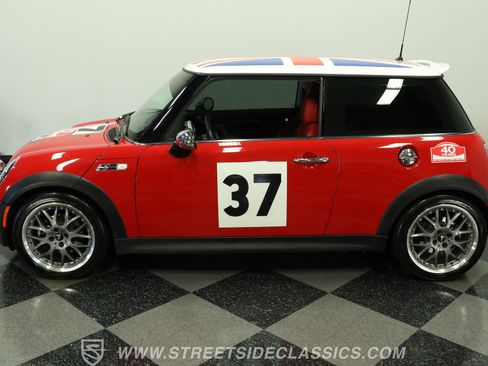 Used 2004 MINI Cooper S FWD image 2