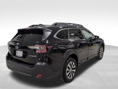 Certified 2025 Subaru Outback Premium image 15