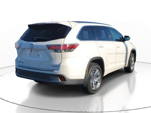 Used 2016 Toyota Highlander Limited image 6