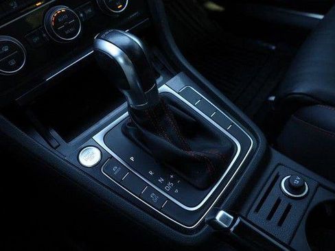 Used 2017 Volkswagen GTI Autobahn FWD image 16