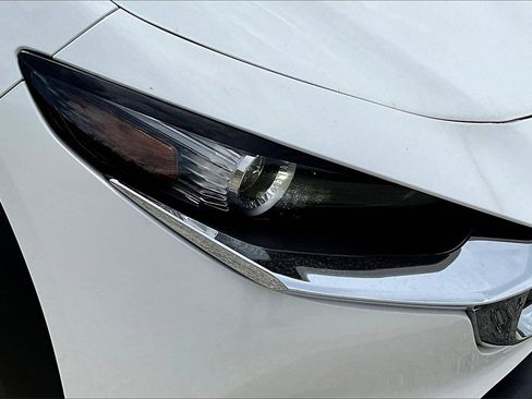 Used 2021 MAZDA CX-30 FWD 2.5 S w/ Select Package image 27