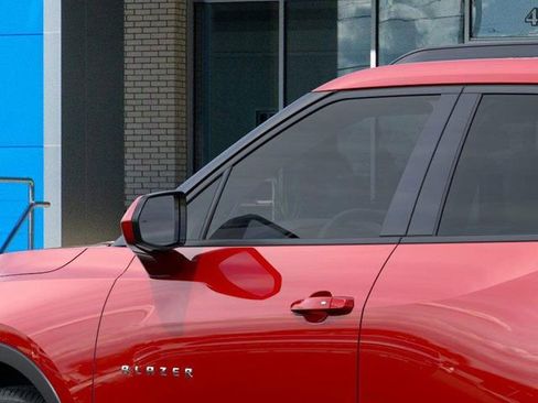 New 2026 Chevrolet Blazer LT image 12