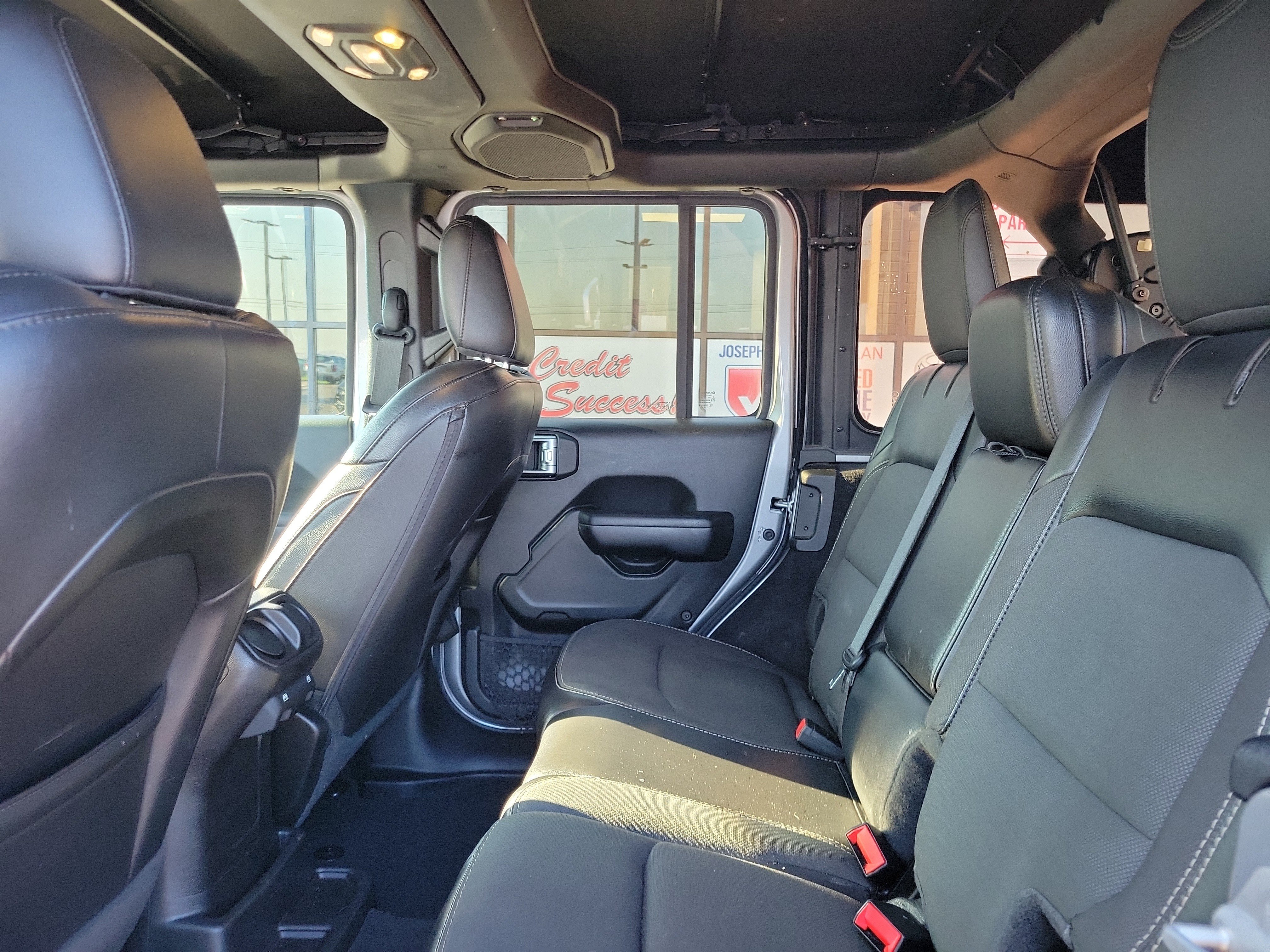 Used 2020 Jeep Wrangler Unlimited Sport AWD/4WD image 11