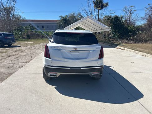 Used 2021 Cadillac XT5 Premium Luxury image 7