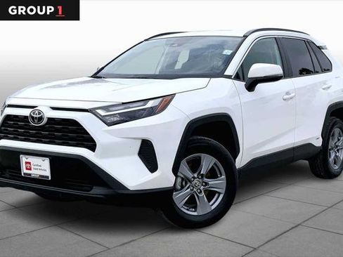 Certified 2025 Toyota RAV4 XLE image 1