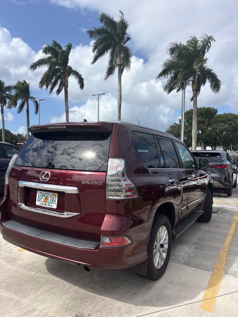 Used 2015 Lexus GX 460 w/ Premium Package AWD/4WD image 7