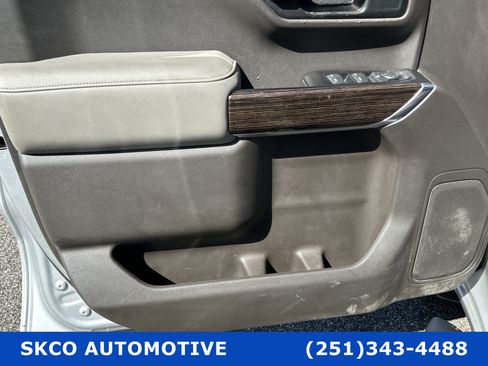 Used 2020 GMC Sierra 1500 Elevation w/ Elevation Value Package image 12