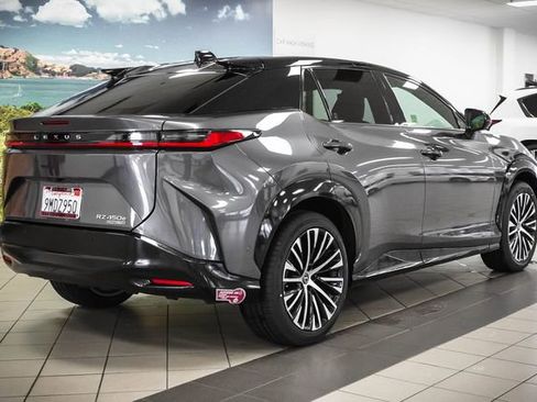 Used 2023 Lexus RZ 450e Premium w/ Technology Package image 6
